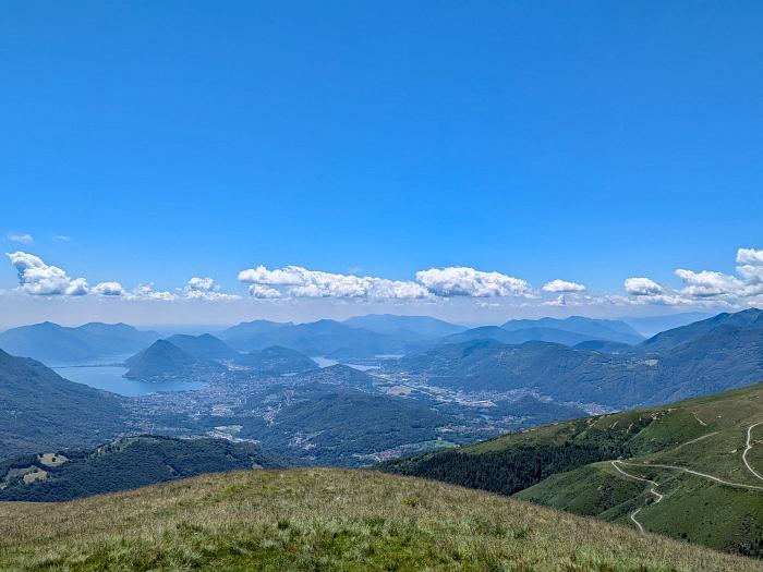 MTB 7-Seen-Cross / Transalp vom Unterallgäu zum Lago Maggiore und zum Gardasee, Blick zurück zum Luganer See