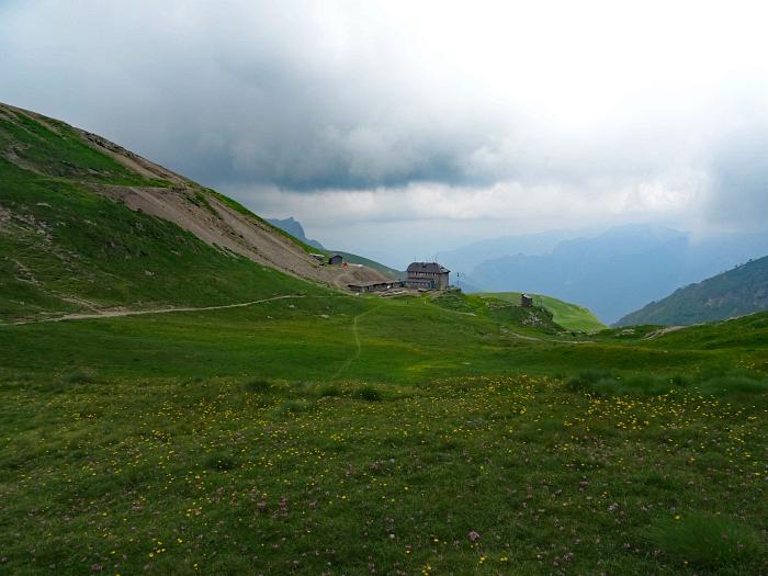 MTB 7-Seen-Cross / Transalp vom Unterallgäu zum Lago Maggiore und zum Gardasee, Rifugio Grassi